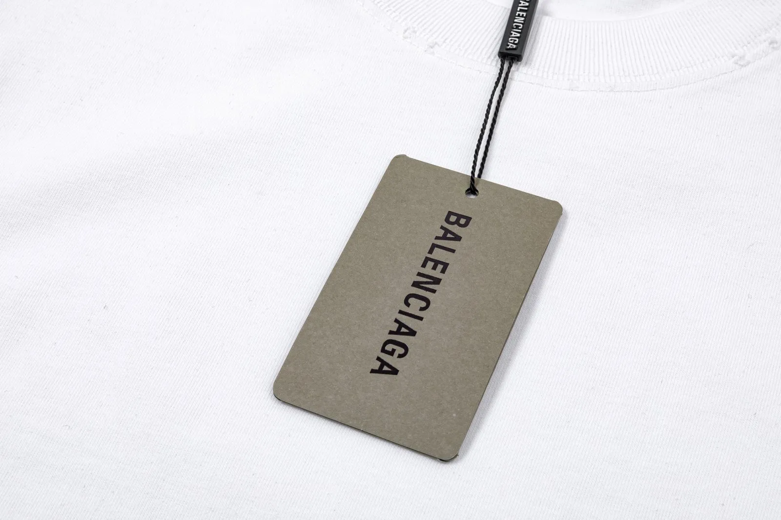 P100✨🔥 [balenciaga] 2026FW short-sleeved T-shirt Premium 26s double yarn 300g fabric, washed and sprayed with old and frayed craftsmanship Color: washed black White Size: S M L XL 2XL